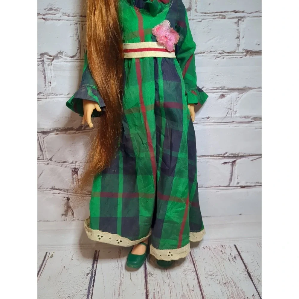 Beautiful‎ Crissy doll green dress 1972 long hair no box Look Around